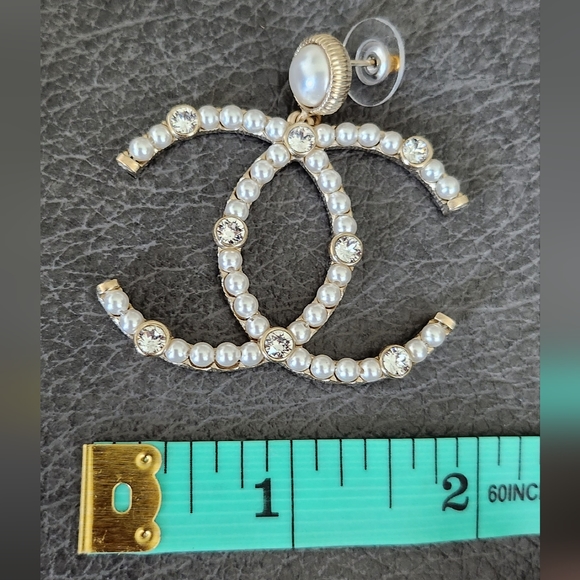 Chanel 2020 Cruise Gold Metal Faux Pearl & Crystal CC Dangle Earrings XL Size - Picture 6 of 10